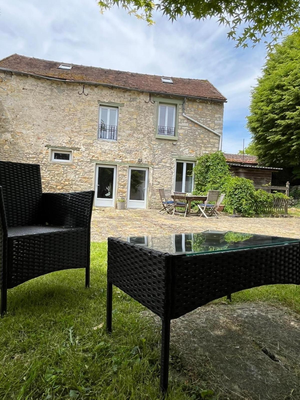 Bed and Breakfast Les Ecuries à Recloses Extérieur photo