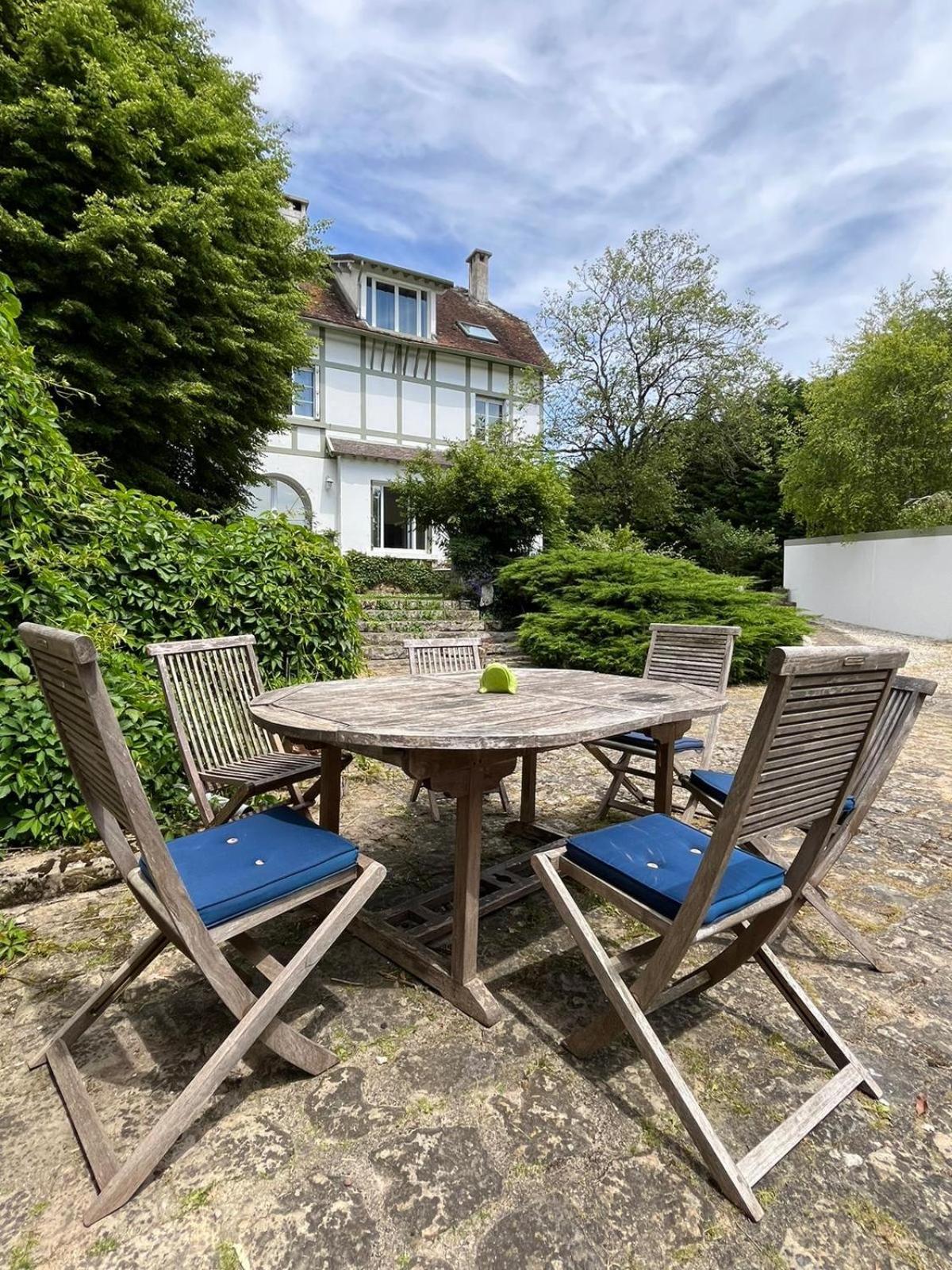 Bed and Breakfast Les Ecuries à Recloses Extérieur photo